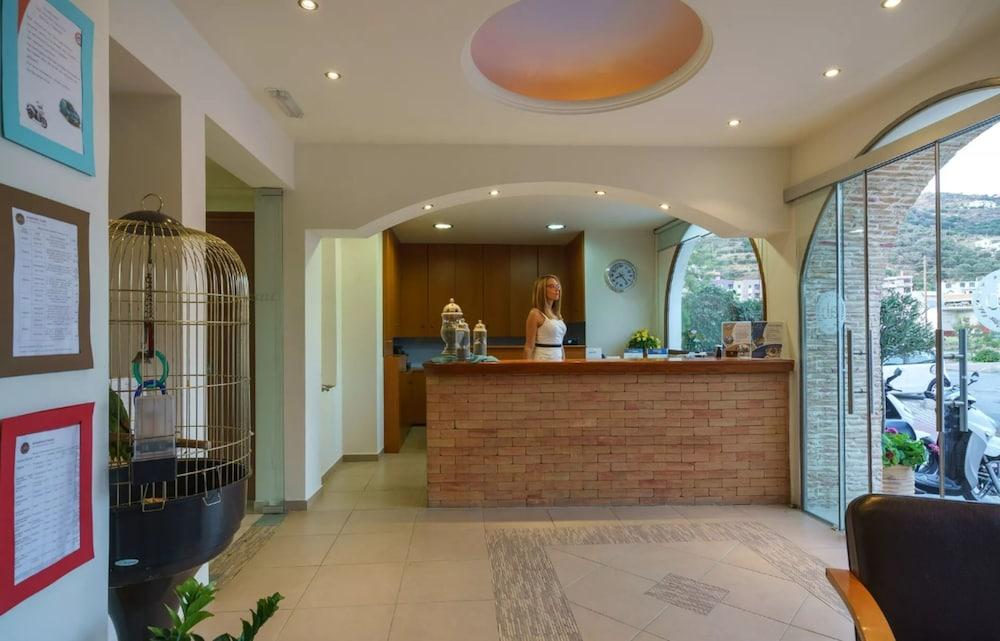 Alianthos Beach Hotel Plakias Luaran gambar